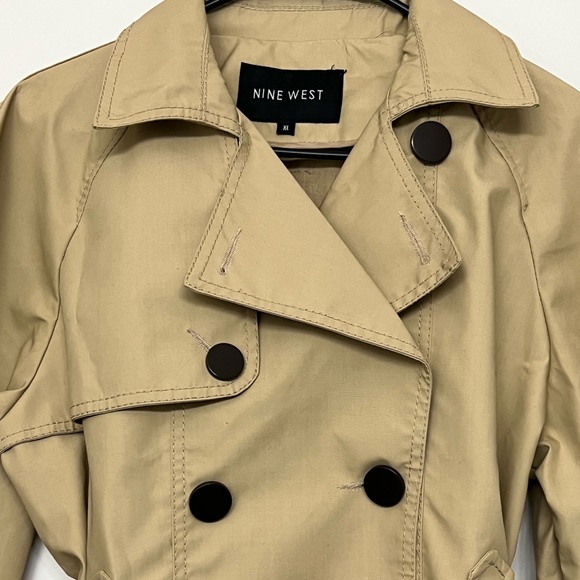 Nine West Coat 🧥 - Picture 4 of 5